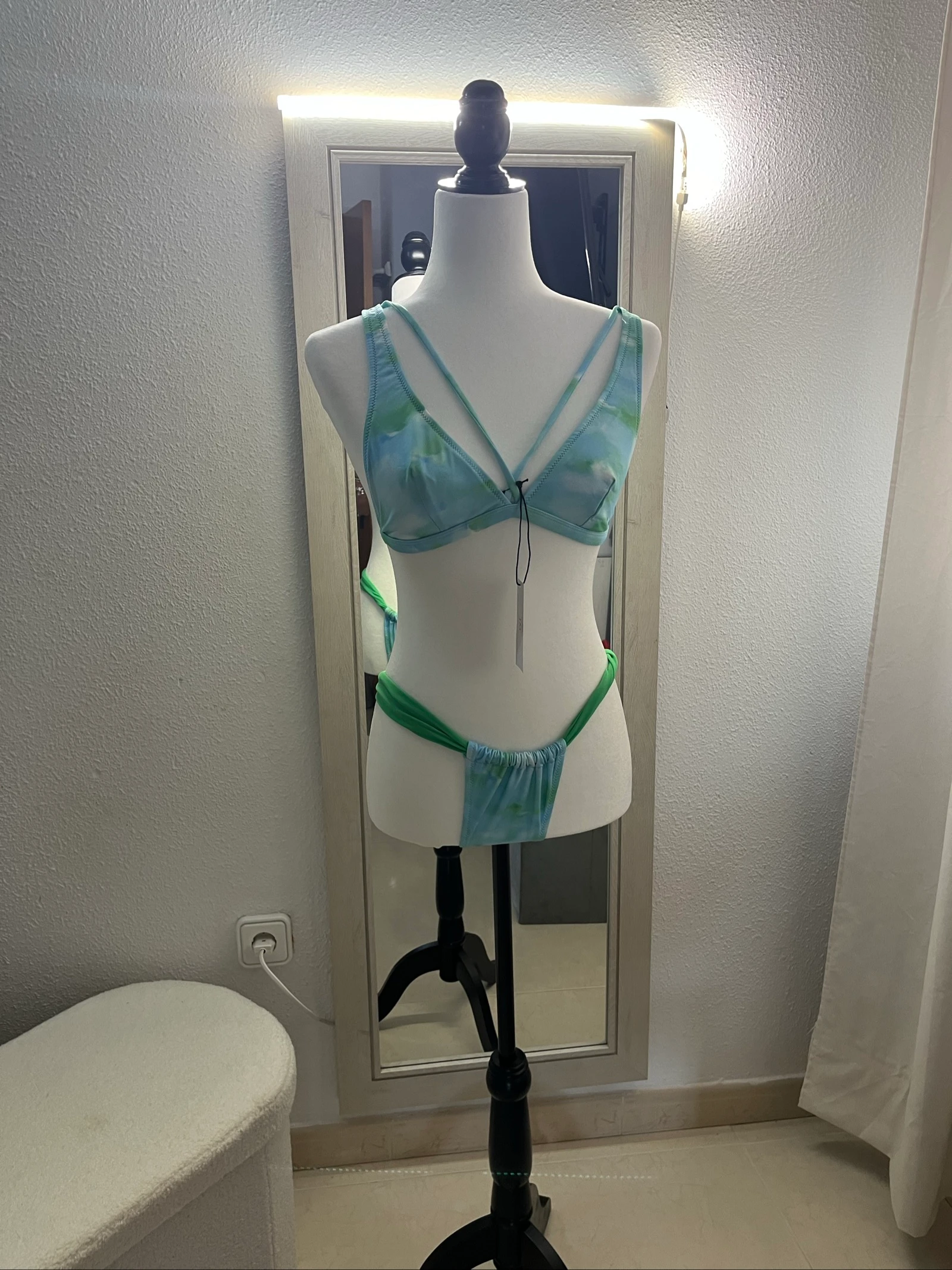 Conjunto bikini brasileña color azul/verd